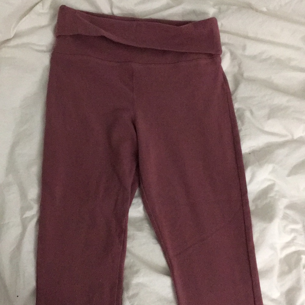 Forever 21 mauve straight leg tight leggings.